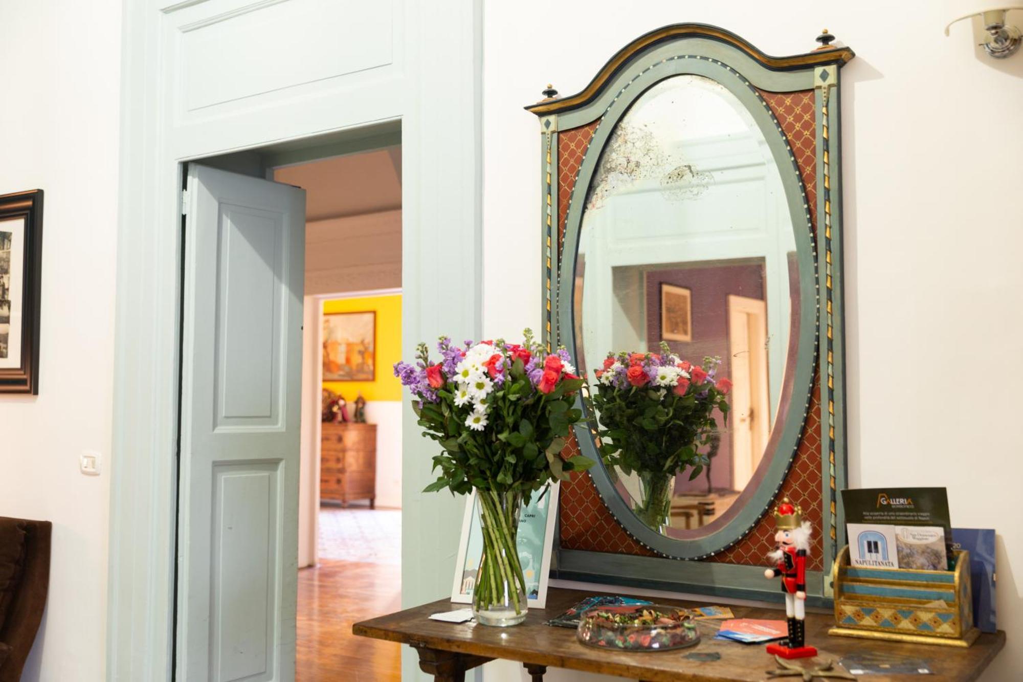B&B Palazzo Mirelli Nápoly Kültér fotó